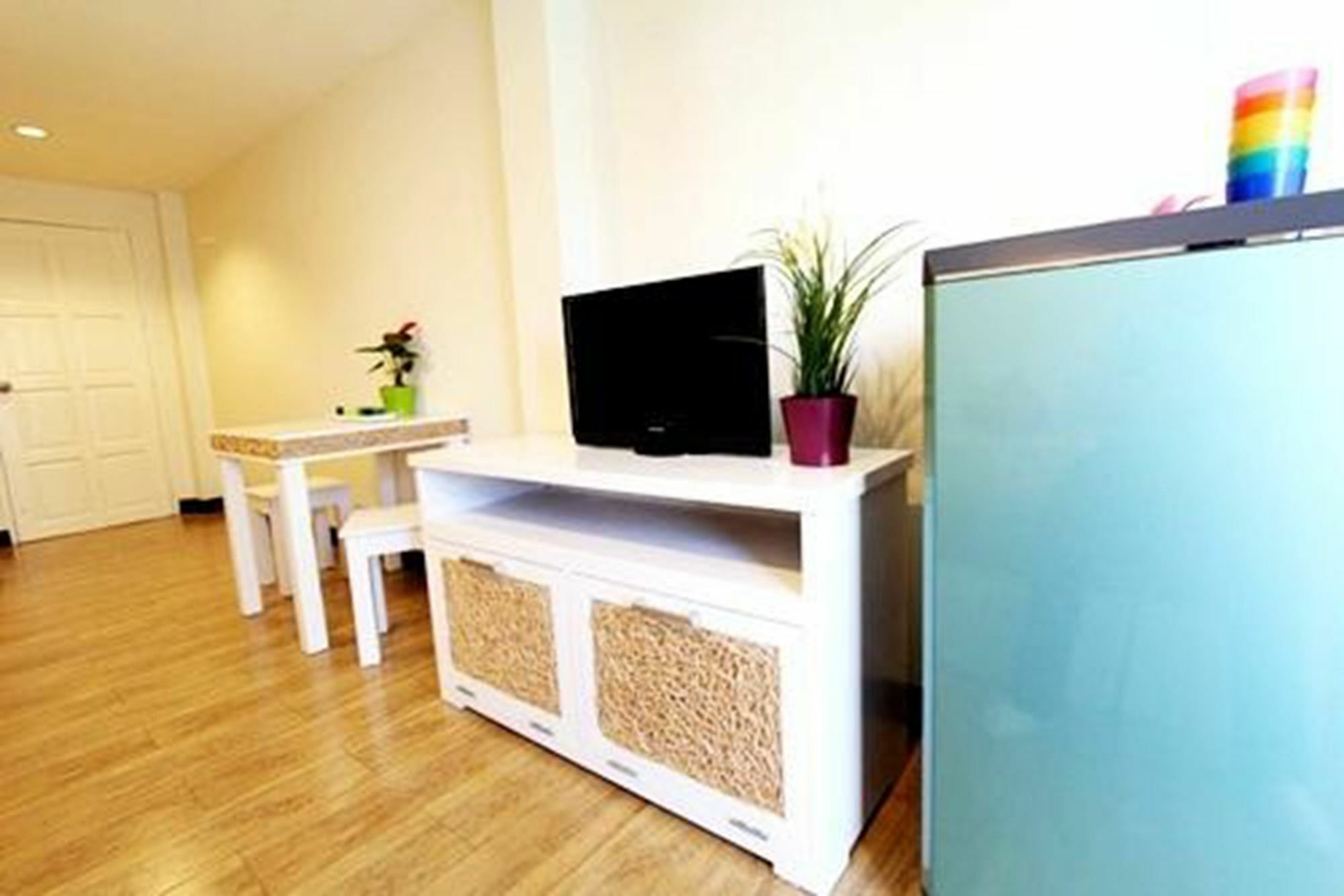 Leesort @ Onnuch Hotel Банкок Екстериор снимка